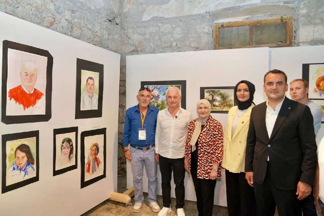 Dünyaca ünlü sanatçılar Finike’de buluştu! Fırçalar konuştu 4